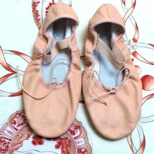 Bloch ballet flats, size 4.5B